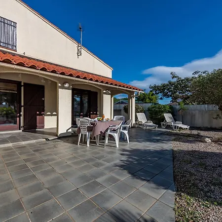 Holiday home Lotissement Du Stade By Interhome