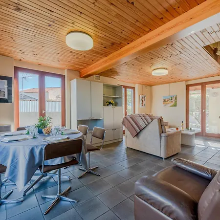 Lotissement Du Stade By Interhome Holiday home *